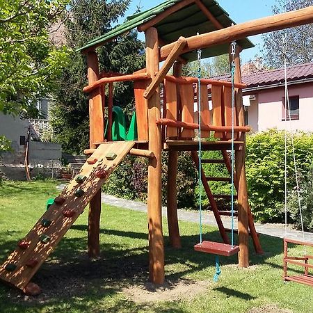 Bungalovy Natura Trávnica Buitenkant foto