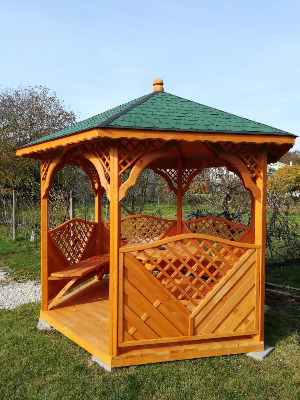 Bungalovy Natura Trávnica Buitenkant foto